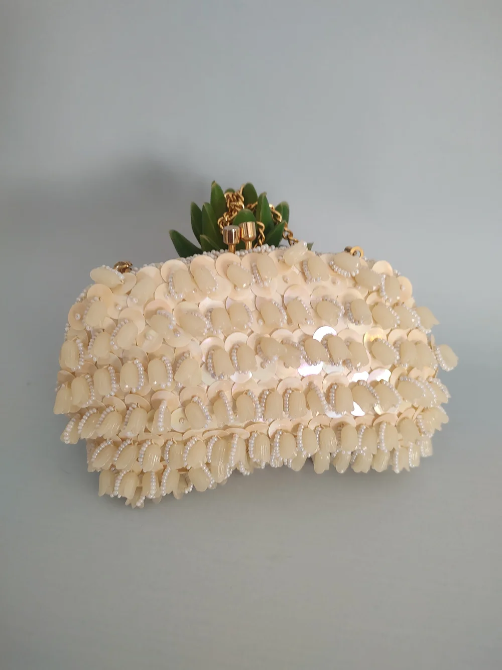 Elegant Cream Sequin Evening Clutch with Gold Chain
